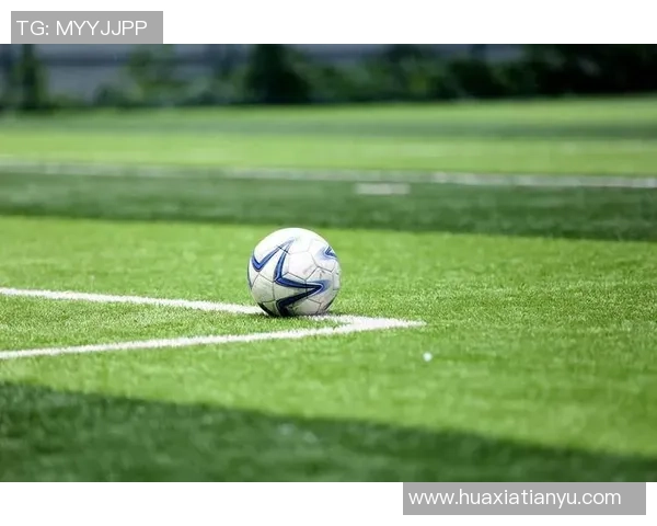 超帅足球球星绿茵场纵横驰骋引领激情燃烧梦想瞬间